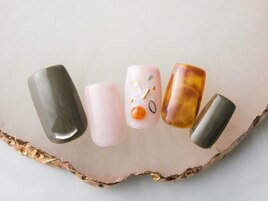 カーキ×べっ甲でおしゃれに♪