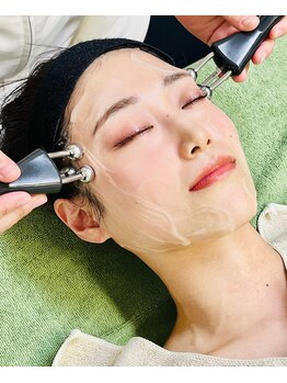 シンメトリー博多/【フェイシャル】