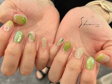 シー(SHE)/個性派ネイル