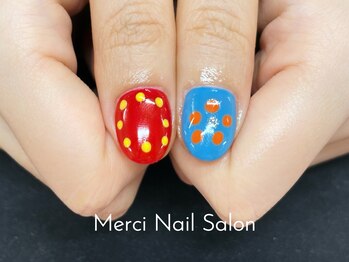 メルシー(Merci)/可愛い手描きネイル