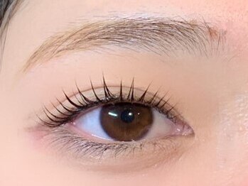 ビューティーアイラッシュ リータ伊丹店の写真/《お顔に似合うデザイン》眉wax★美眉スタイリングを熟練アイリストがなりたい目元を叶える♪