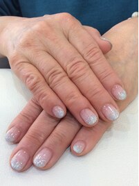 キラキラネイル