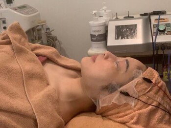 ラディアント(Radiant)/イオンの力で深部まで栄養導入