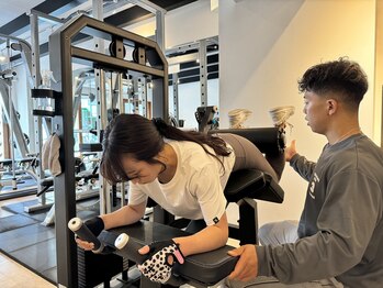 トレーニングジムスリー/トレーニング風景