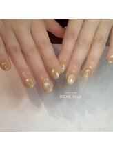 リッシュ ドゥ(RICHE deux)/緑うるマグチークネイル