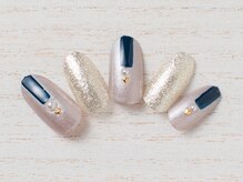 ア ネイル(A nail)/シルバーニュアンス【つけ放題】