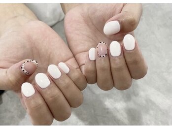 レイ 流山店(REY)/