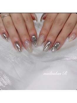 アール(R)/クロムネイル