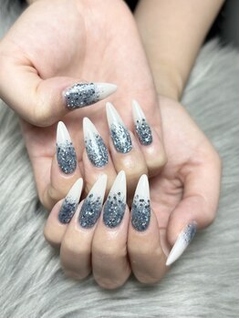 プー(Puu)/ラメグラデーションネイル