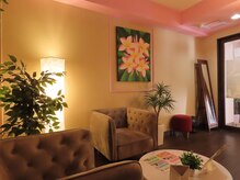 葛西リンパマッサージ チャイツボ/まるでホテルのような待合室