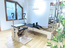 コアメソッド ピラティススタジオ 二子玉川(CORE METHOD PILATES STUDIO)の雰囲気（完全なプライベート空間なので、集中して運動ができる環境です！）