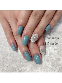 ぷっくりデイジーネイル