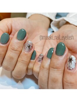 ホイルアートでアクセント