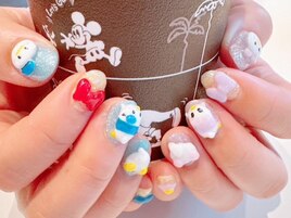 可愛いキャラクターネイル