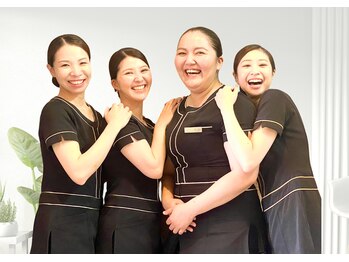 ベルヴィー/３０代以上のスタッフ多め