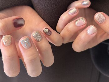 Re HEUR Private nailsalon【４月上旬 NEW OPEN (予定)】の写真/豊富なパーツ・カラーから,似合わせネイルをご提案♪手書きアートも対応◎お出かけやイベントにも＊