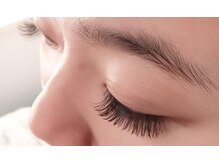 トミー(Tommy)/どの角度からも美しく