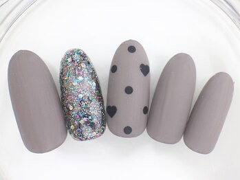 ネイルサロン あかねいろ/バレンタイン　ハートネイル