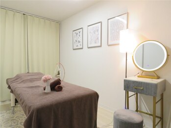 キュット(Qtto)/小顔矯正