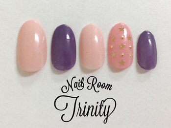 ネイルルーム トリニティ(Nail Room Trinity)/150種類以上選べるアート付