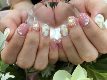 プルミエ ネイル(Premier Nail)/ガーリーネイル☆持込みデザイン