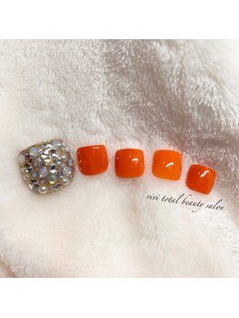 ビビ(ViVi)/ストーンうめつくしネイル☆