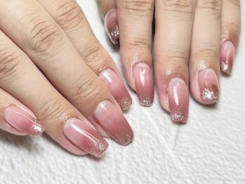 バーガンディ 鶴田(BURGUNDY)/グラデーション