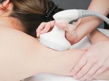 ハロ 南青山(HALO)の写真/【"見た目で分かる"効果実感♪】キャビ/ラジオ波/バキューム/マカロンスタンプ/Vライン小顔★