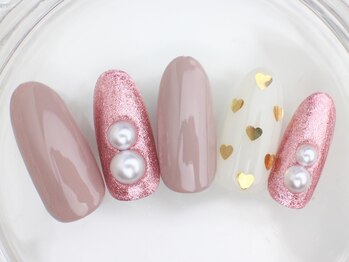 ネイルサロン あかねいろ/バレンタイン　ハートネイル
