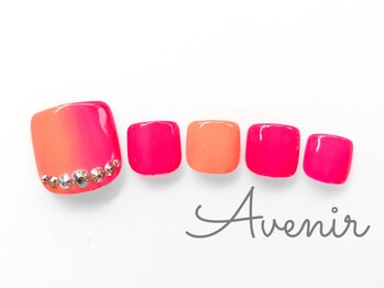 アヴィニール 表参道(Avenir)/ネオンガール　フットネイル