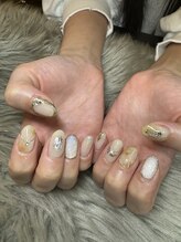 カットアンドスタイル クラウン(Cut & Style Clown)/ジェル/スカルプ/ネイル/横浜