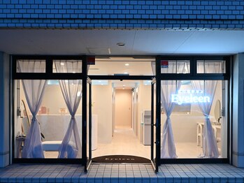 アイリーン(Eyeleen)/