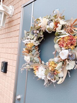 ポノ(pono)/ブリザードのリースが目印です♪