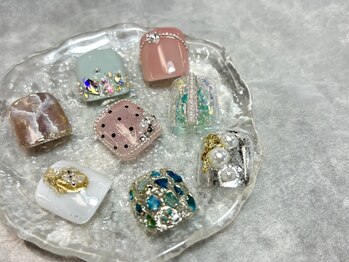 プティ アイビューティ 京橋店(peTiT eyebeauty)/親指アート 夏ネイル