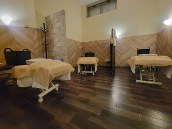 こりとりふぁーむ 松阪マックスバリュ学園前店/サロン内観