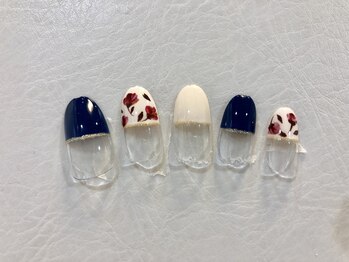 フラワーフレンチネイル