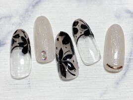 フレンチネイル