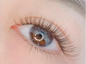 ナチュラル ビューティ クレビア(NATURAL BEAUTY CREBIA)の写真/ナチュラルなエクステ＆パーマもおすすめ☆高技術＆モチの良さ◎自然な付け心地で大人女性からの支持率◎