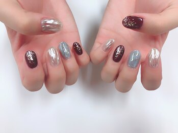 フォンテーヌブロー 野々市店(Fontaine Brow)/付け放題フリーデザインネイル