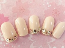 リラ(RIRA)/ビジューネイル