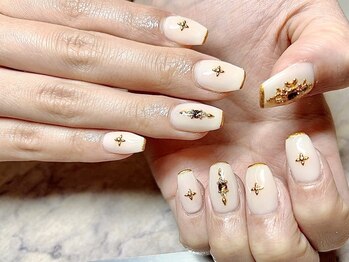 ラヴィアスプラス(LAVIAS+)/