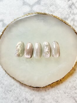 RICHELLE Design Collection