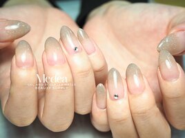 美フォルム　グラデーション