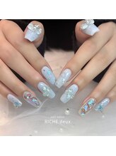 リッシュ ドゥ(RICHE deux)/水色オーロラ埋めつくしネイル