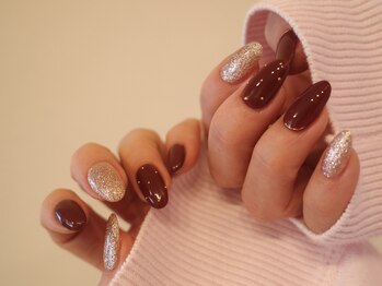 生駒ネイル 上品ボルドーラメ