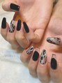 アイニー アイラッシュ アンド ネイル(eyenii) クール系デザイン
