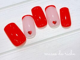 トレンドネイルコース￥7,480