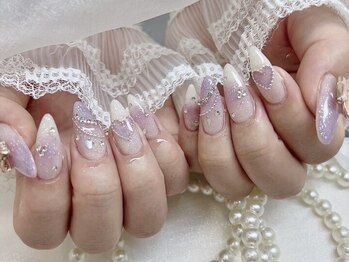 ラビィ(Raviy)/チークネイル