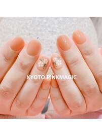 レトロなお花ネイル
