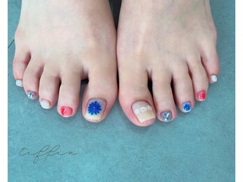 ネイルサロン ティフィン(tiffin)/～色々MIXフットネイル～